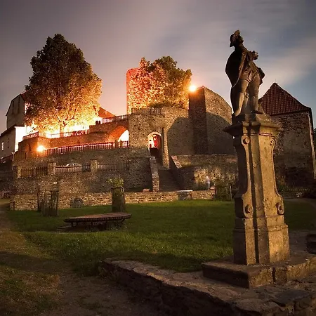 Szálloda ***